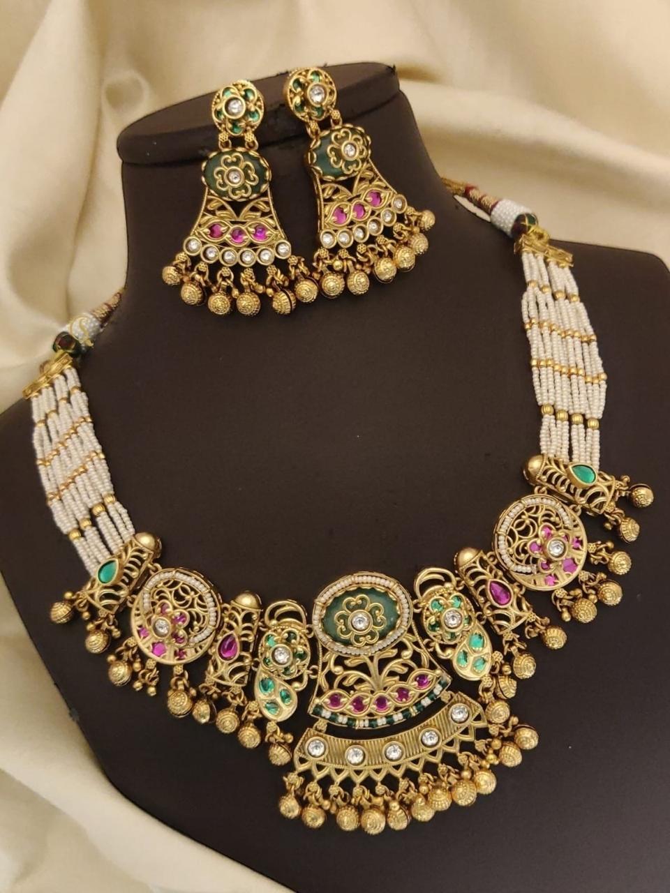 Traditional Antique Gold Plated Kundan Necklace Set with Matching Earrings