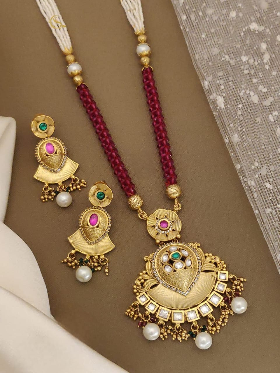 Elegant Pearl Kundan moti  Set with Matching Earrings – Traditional Bridal Jewelry