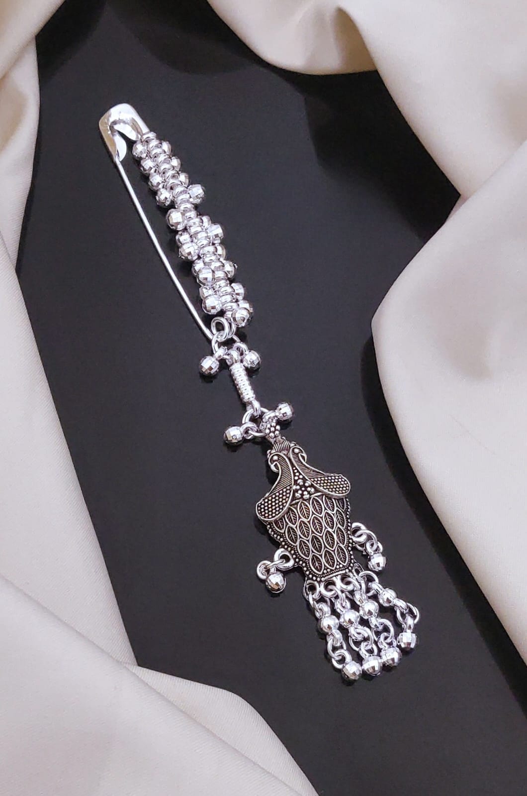 Oxidized Silver Floral Saree Pin with Red Stone & Bead Danglers